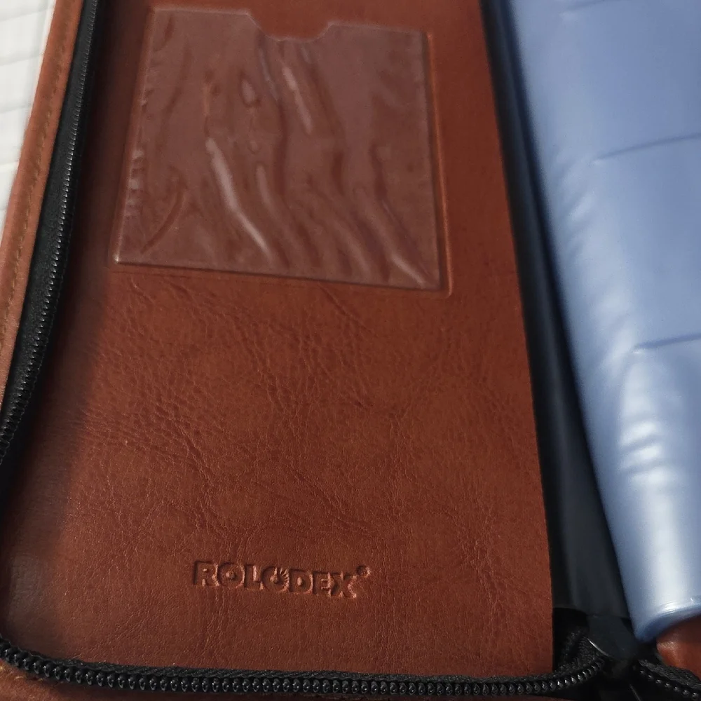 Black and Brown Rolodex Business Card Wallet / Zip Up Binder, NWOT